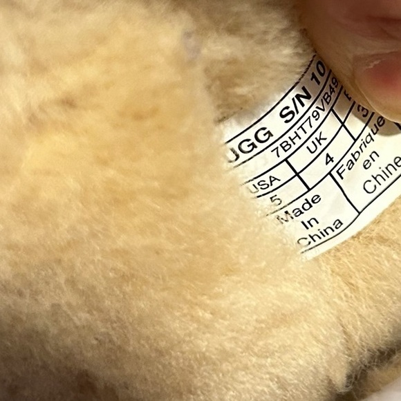 UGG Women's Soft Brown Suede Sherpa Lined Classic Ugg Winter Boot-Size 5 - Picture 12 of 13